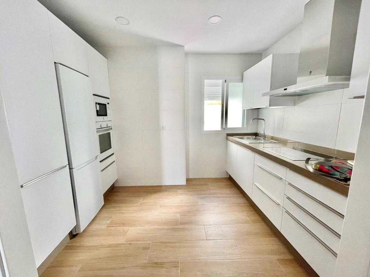 Casa Del Mar En La Plaza De La Axarquia Apartment Торе дел Мар Екстериор снимка