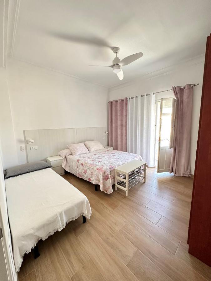 Casa Del Mar En La Plaza De La Axarquia Apartment Торе дел Мар Екстериор снимка